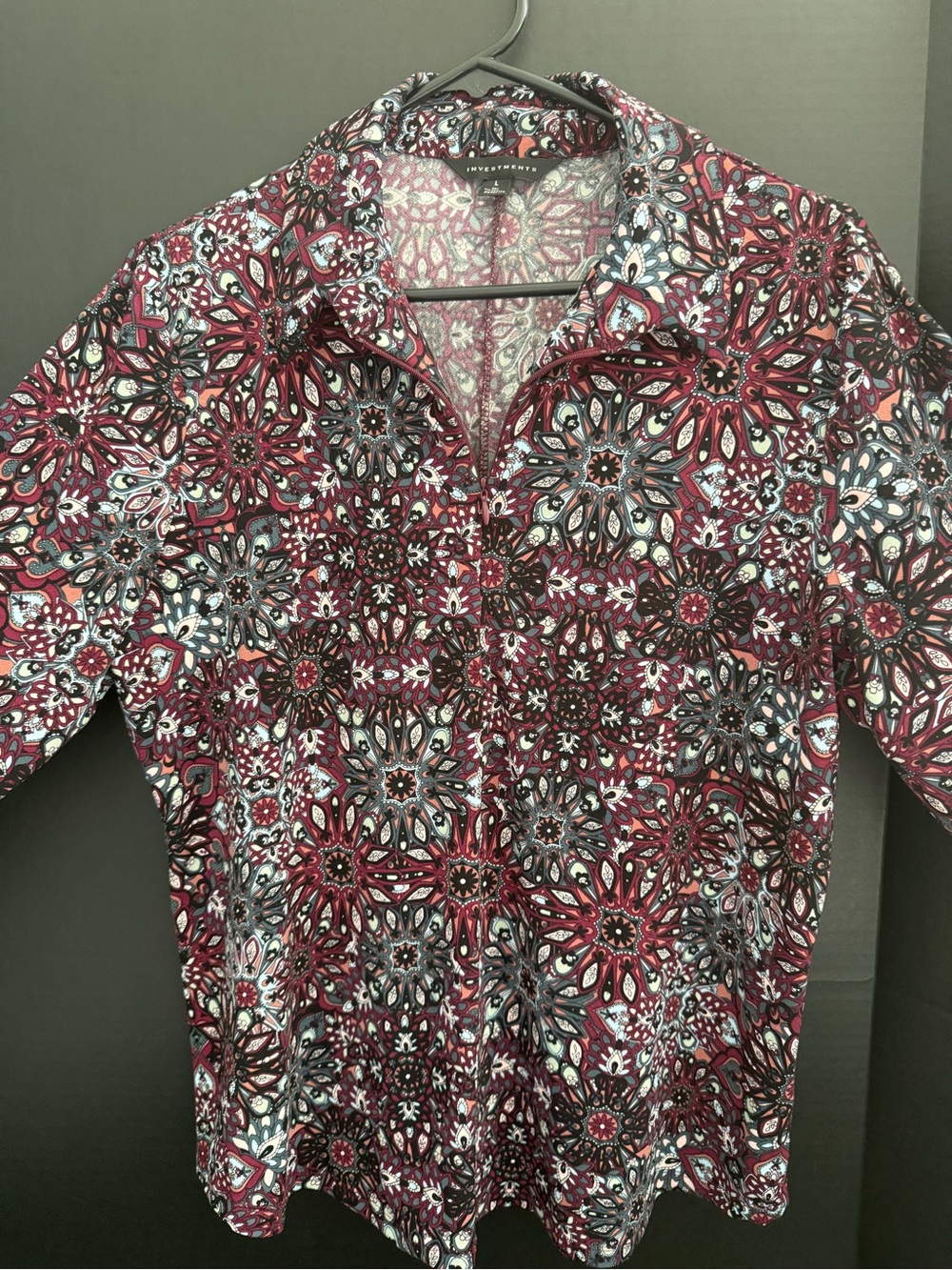 Investments Maroon & Navy Floral-Geo Button-Up Blouse